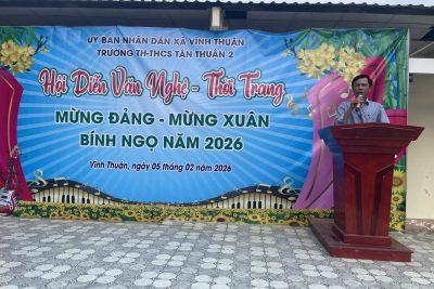 KHOẢNH KHẮC MÙA XUÂN